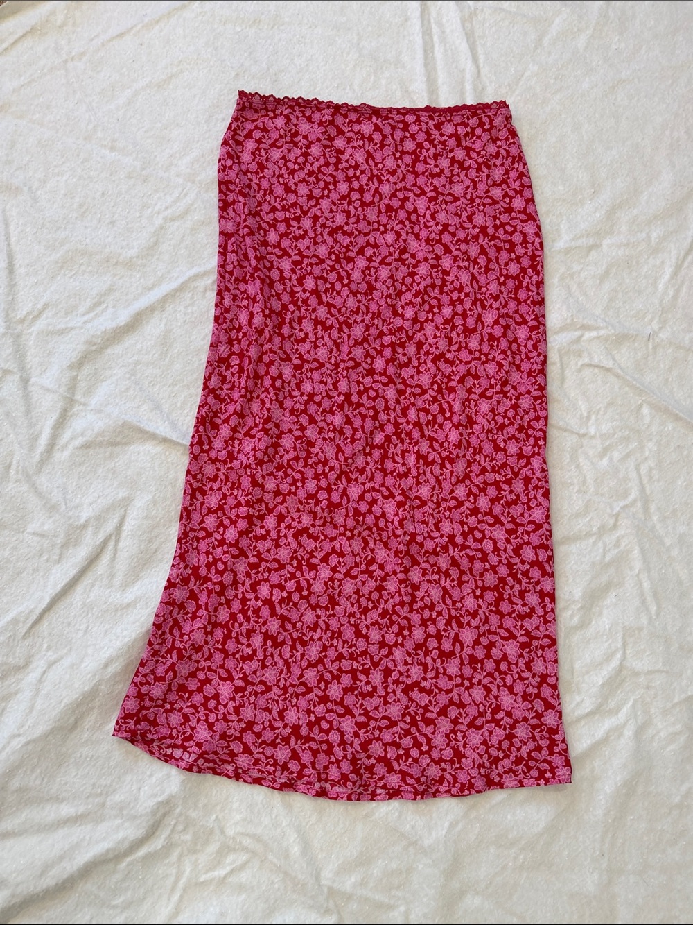 Go with the flow in this Pink Floral Maxi Skirt